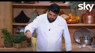 Gli spaghetti aglio e olio rivisitati da chef Cannavacciuolo - Puntata 4 | Antonino Chef Academy