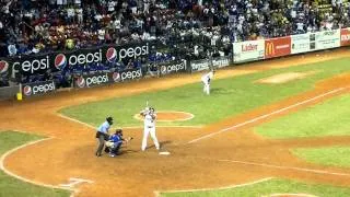 Alex Cabrera Home Run frente a Magallanes Juego Extra Round Robin 2011-2012