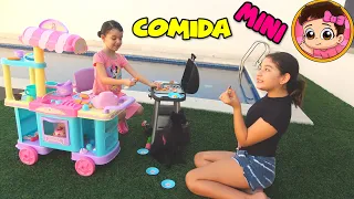 Sarayu Pretende Cocinar Comida Mini