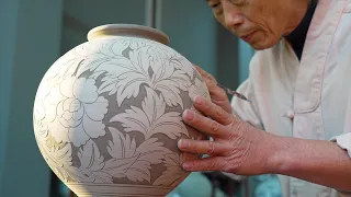 Plant Light ! The Process of Making Korean Traditional Pottery. Master of Korean Pottery.