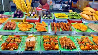 Vietnamese Street Food Tour in Da Nang Night Market 🇻🇳 2024 🍜🥘🥗