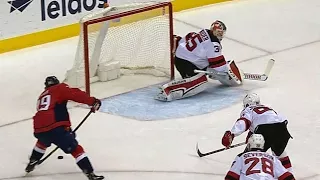 Capitals use beautiful passing to burn Devils for goal