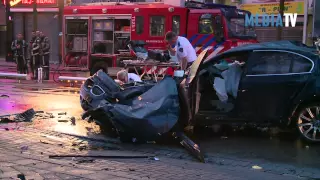 Twee doden bij eenzijdig ongeval op de West   Kruiskade Rotterdam