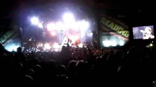 kings and queens by 30 seconds to Mars Reading Festival 2011