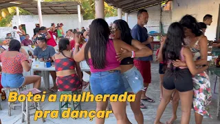 Forró puxado no interior gildenes Araújo ao vivo na barraca do cambito praia do monteiro