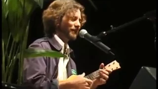 Eddie Vedder - Key Arena, Seattle, 09.23.2000