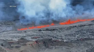 World largest active volcano, Hawaii's Mauna Loa erupts
