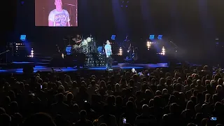 Another One Bites The Dust - One Vision of Queen feat. Marc Martel - Düsseldorf 27.09