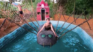 SWIMMING POOL 4k Video - Build Swimming Pool And Giant Spider With Jungle Girl