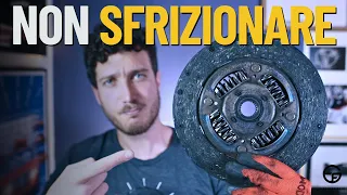 Come funziona la FRIZIONE? Cosa succede quando si sfriziona? Scopriamo tutti i segreti!