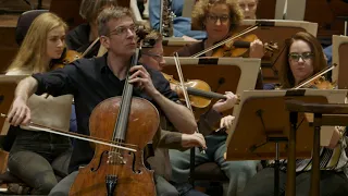 Christian Reif and Johannes Moser rehearse Lutosławski's Cello Concerto