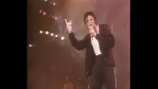 Billie jean 1992 live in Munich (the dangerous tour)