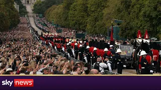Thousands of people greet Queen's coffin at Windsor's Long Walk