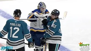 Goalies Gets Pulled then 'fights' everyone a breakdown