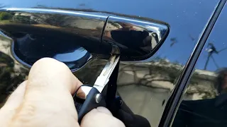 Unlocking VW door if battery died. Flat battery VW car. No visible key barrel. How to open a dead VW