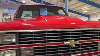 1984 Chevrolet K10 4x4 walk Around (350 V8/Manual Trans)