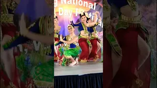 Thai Dancing # dancing # Thai song # Hmong dancer
