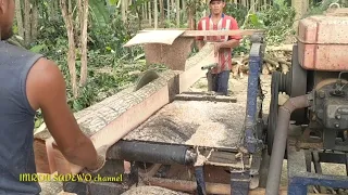 masih bersama operator yang handal, pengrajangan kayu mahoni buat usuk 3x5 bahan kandang