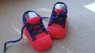 Booties Author's sneakers / On two spokes without a seam / 6-9 months