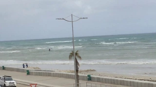 Surfers on Strand