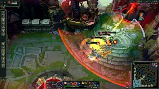 Aatrox Surviving Inside the Enemy Fountain for 22 Seconds Straight