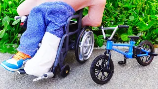 BMX Finger in Wheelchair | I broke my leg | Tech Deck WeThePeople Blue | Nike Mini Sneakers