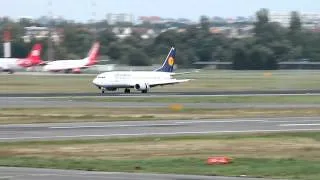 Lufthansa Landung der Boeing 737-300 D-ABEH auf Berlin Tegel