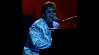 4. Sacrifice (Elton John - Live In Moscow: 6/7/1995)