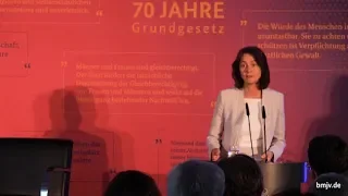 70 Jahre Grundgesetz: Eine Erfolgsgeschichte mit Zukunft?