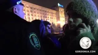 Евромайдан в Киеве: "Беркут" унес палатки митингующих