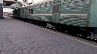 ЧМЭ3т-6652(тчэ-11 Астана) с Почтовым Вагоном Следует по Первому пути станции Астана