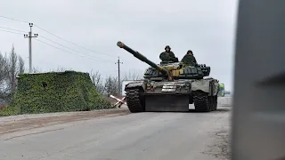 Russische Panzer rücken auf Kiew zu