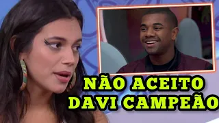 Ela descobriu que Davi é o favorito