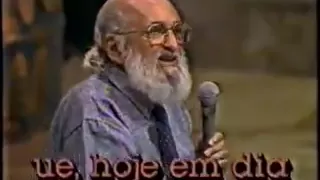 Serginho Groisman entrevista Paulo Freire.