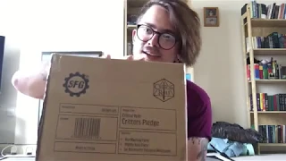 Critical role Kickstarter. UNBOXING. THEY ARRIVED!! SPECIAL EXTRAS