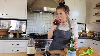 Quick and Easy Kid-Friendly Grape Cocktail