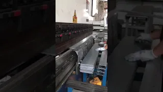 Cable tray CNC hydraulic press brake automatically bend parts