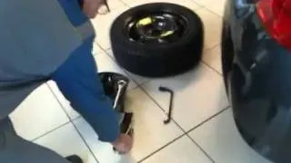 Changing a tyre part 1