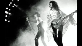 Queen - Live in Boston (1977-02-09) [A]