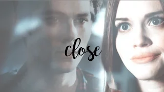 Stiles and Lydia | Close