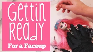 How to Get a Doll Ready For a Repaint | Hair and Makeup Removal
