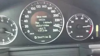 Mercedes Benz E500 4matic (388PS) acceleration 100 - 250 km/h