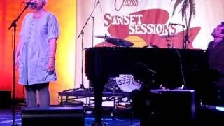 Sia "Breathe Me" @ Sunset Sessions 2/18/11