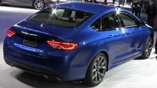 2015 Chrysler 200 World Debut Video @ Detroit Auto Show (NAIAS)