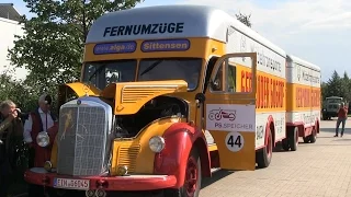 LKW-Oldtimer Konvoi passiert das Hanomag-Werkstor | Schwertransport zum PS-Speicher Einbeck