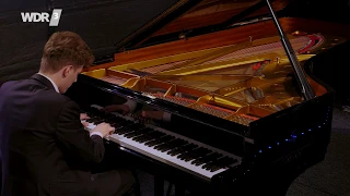 Beethoven "Appassionata" 3rd movement | Alexander Krichel | First Classical Drive-in Concert #9