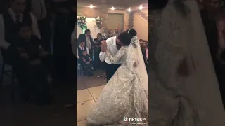 брат и сестра  Алекс Андреев танцует сосваей сестрой цеганская свадьба❤️❤️❤️😪