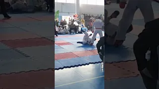 Karate Kumite - Ippon Ashi Barai contra chute. Andre Maraschin