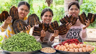 Cooking Spicy Chilli Amok Smoked Fish with Turkey Berry Recipe - Crushed Pea Eggplant with Fish