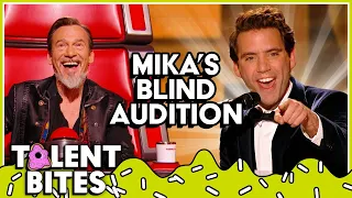 Coach MIKA gives the Blind Auditions a try | Bites [ENG SUBS]